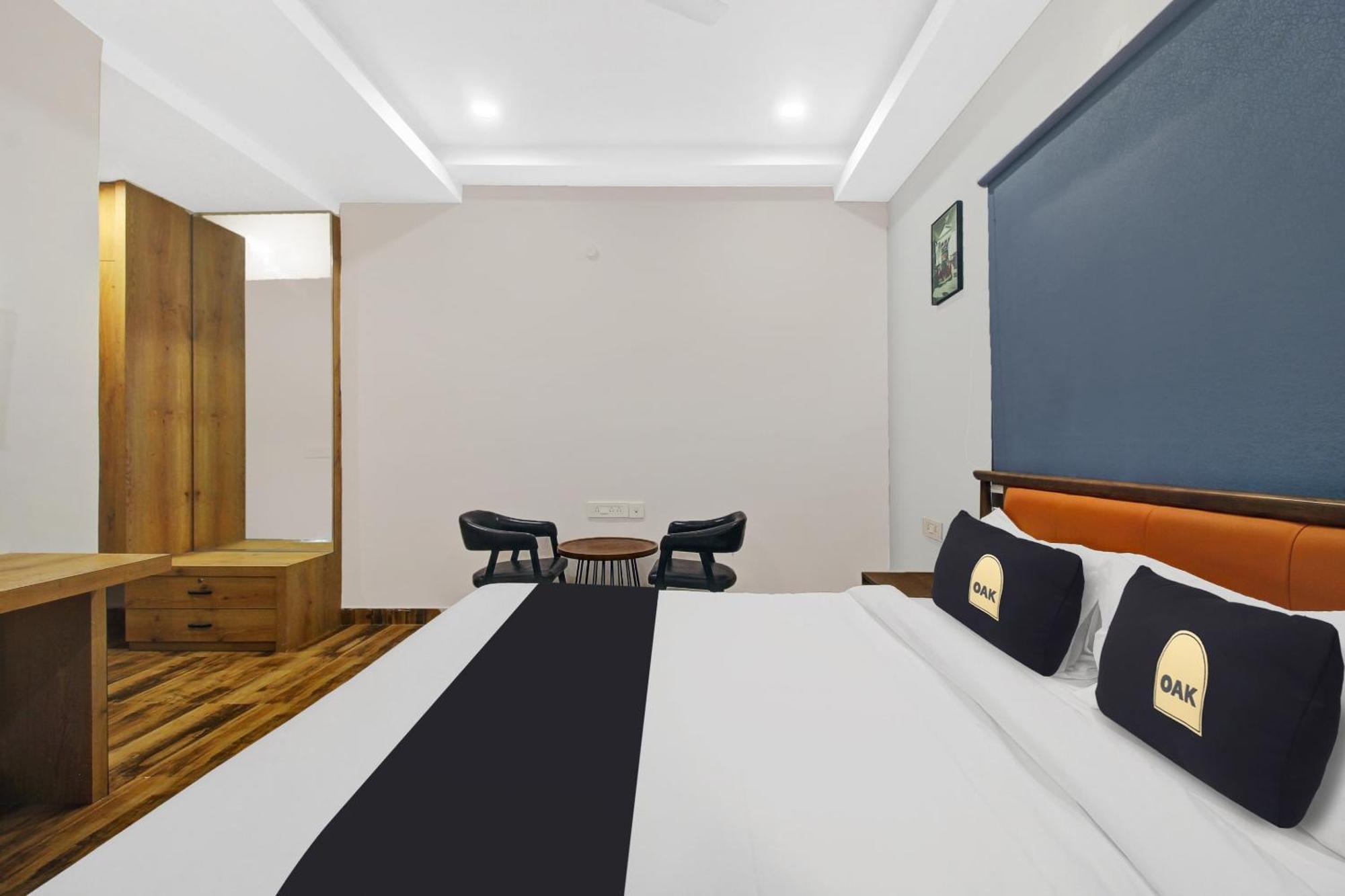 Super Townhouse Oak Hitec City Near Image Hospital Hyderabad Luaran gambar