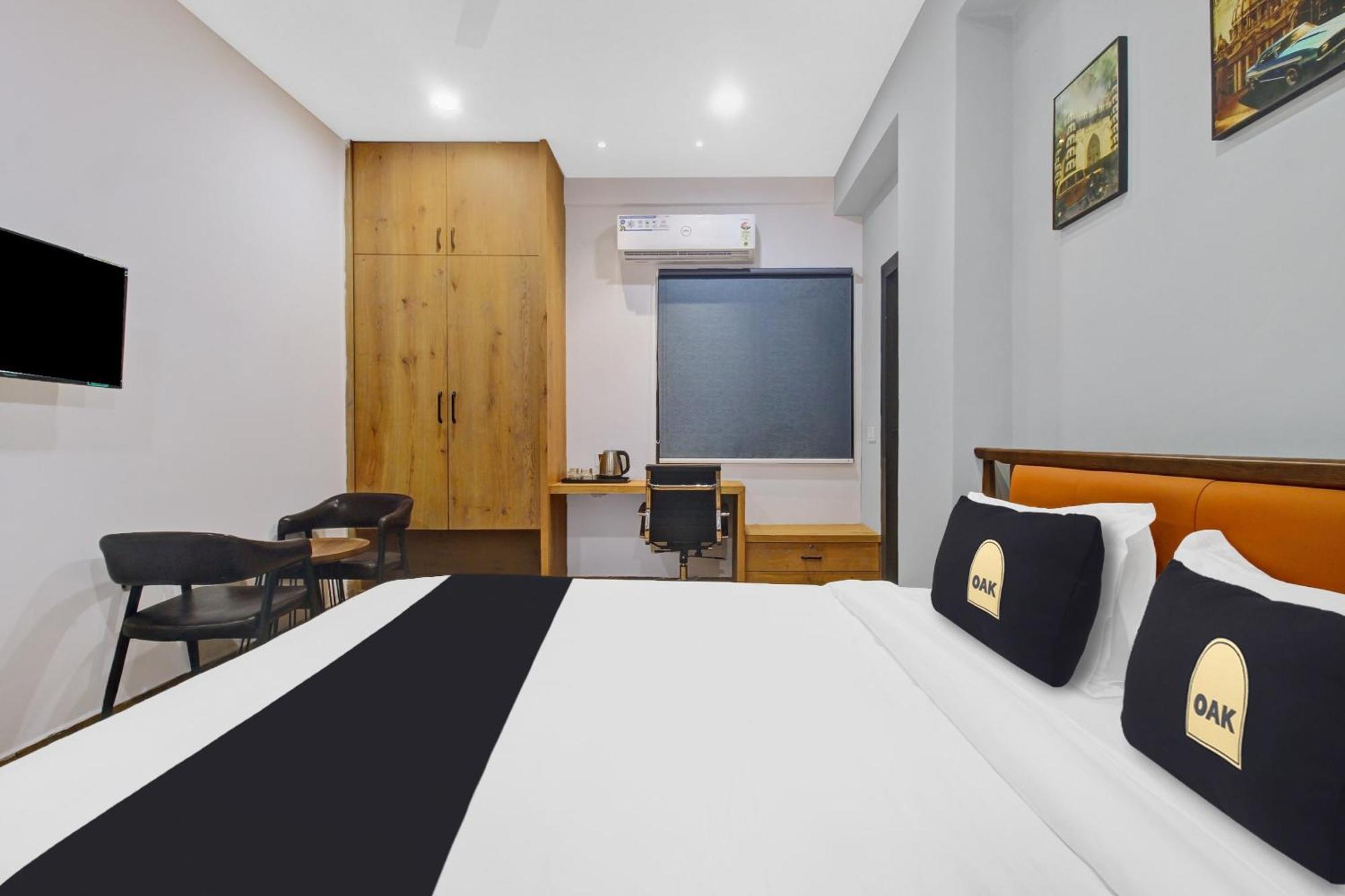 Super Townhouse Oak Hitec City Near Image Hospital Hyderabad Luaran gambar