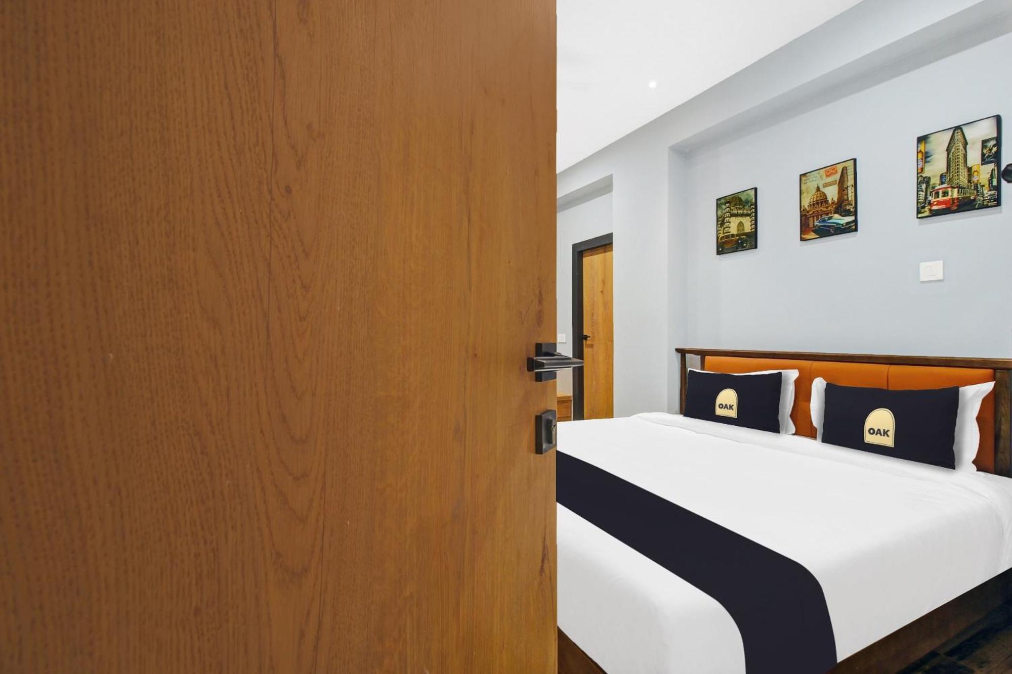 Super Townhouse Oak Hitec City Near Image Hospital Hyderabad Luaran gambar